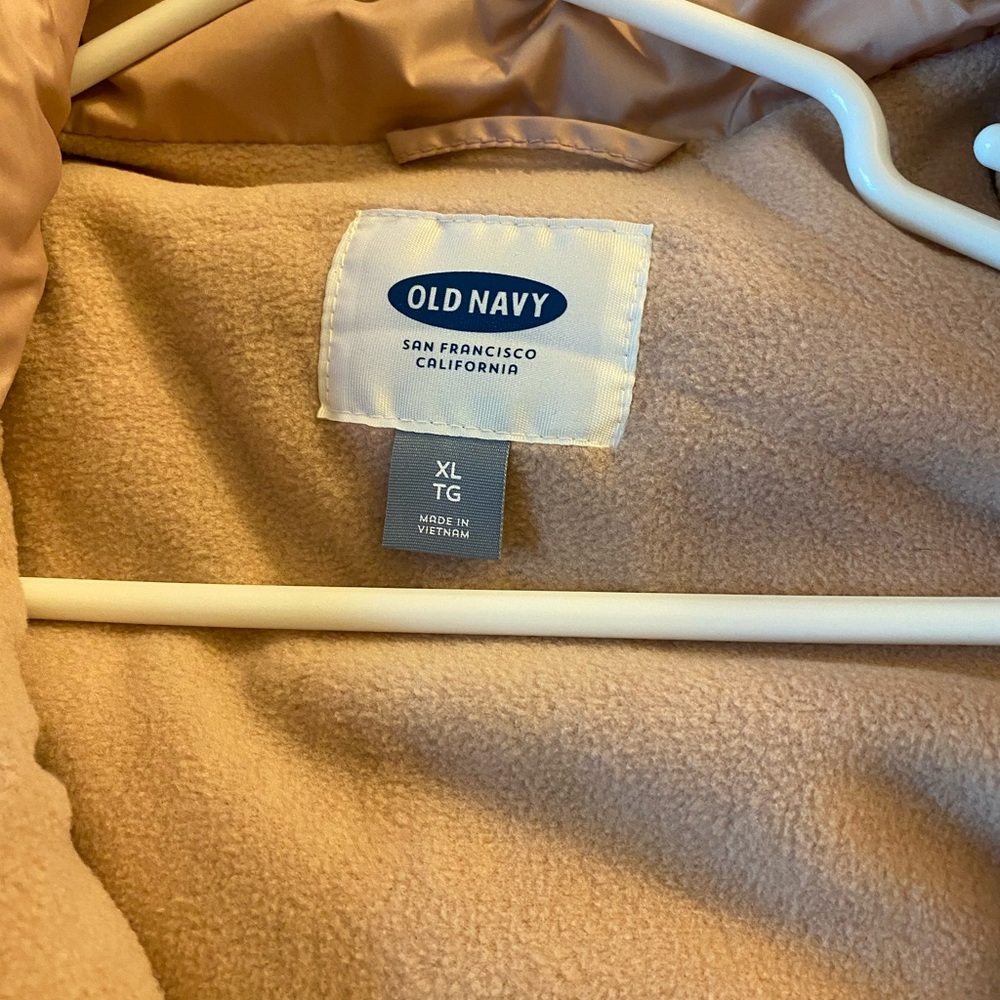 Pink Vest - Picture 3 of 4